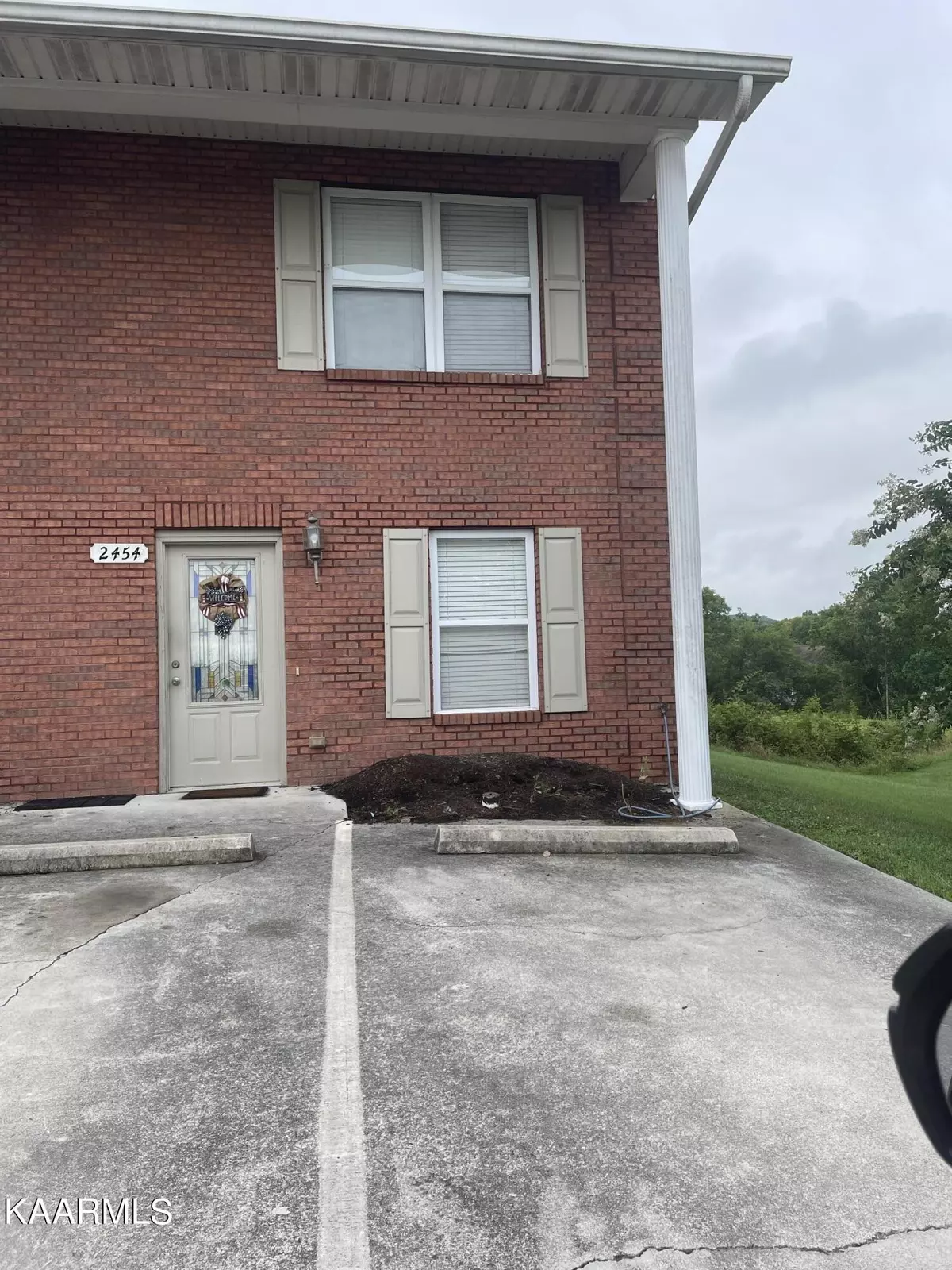 Maryville, TN 37801,2454 Hallerins Court