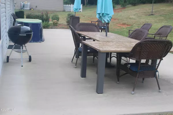 Maryville, TN 37801,218 Nola Lane