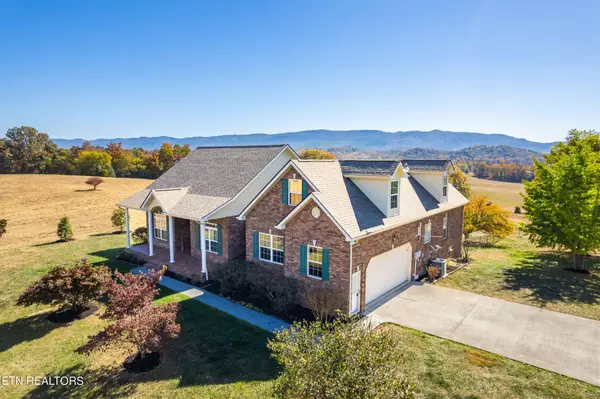 2122 Calderwood Hwy, Maryville, TN 37801