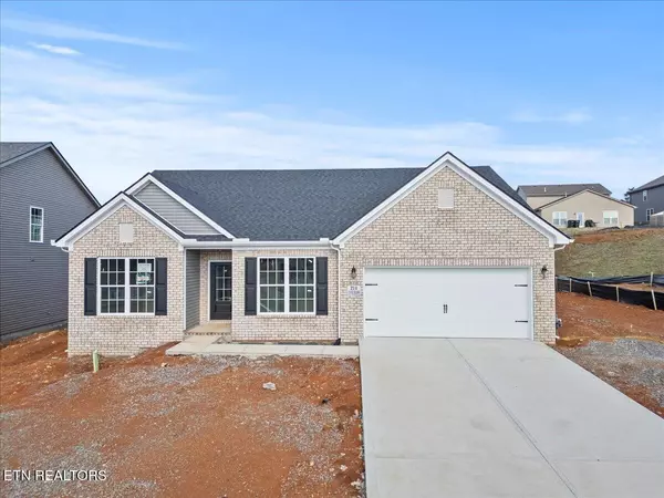 214 Clover Meadow Lane, Maryville, TN 37801