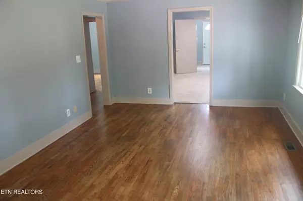 Greenback, TN 37742,531 N Trigonia Rd