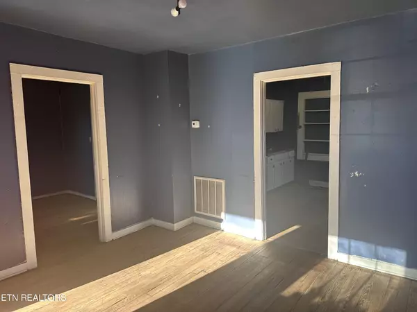 Alcoa, TN 37701,258 W Watt St