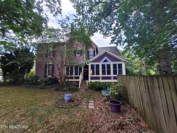 Knoxville, TN 37917,1912 Washington Ave