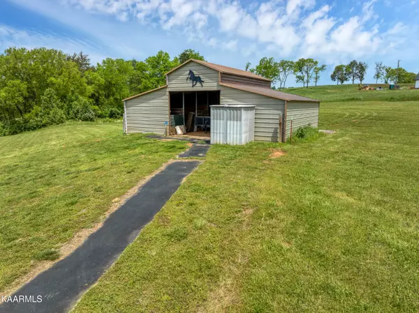 Maryville, TN 37801,718 Trigonia Rd