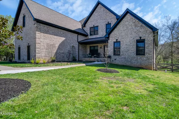 Oak Ridge, TN 37830,209 W Southwood Lane