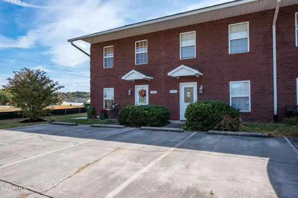 Maryville, TN 37801,2408 Hallerins Court