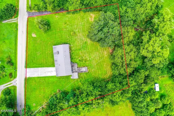 Maryville, TN 37803,1936 Hughes Loop