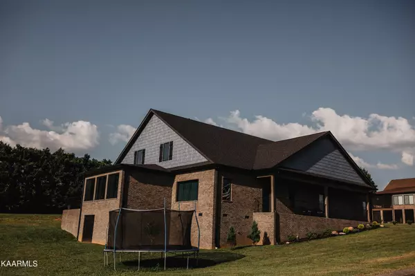 Maryville, TN 37804,126 Rapids Way