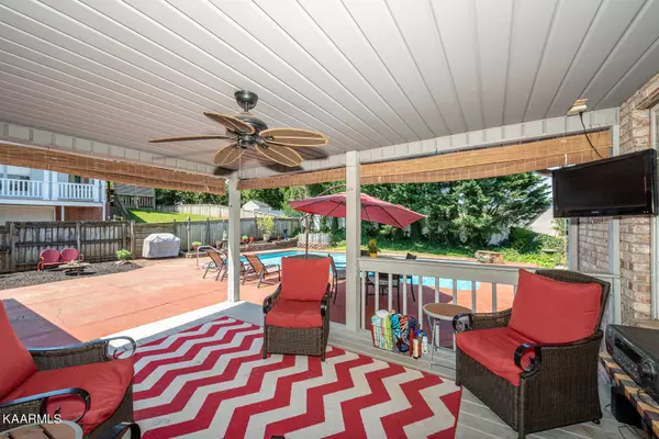 Maryville, TN 37803,713 Mize Farm Court