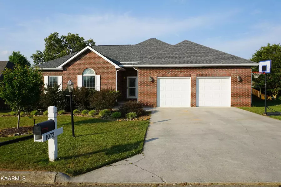 1072 Saint Johns Drive, Maryville, TN 37801