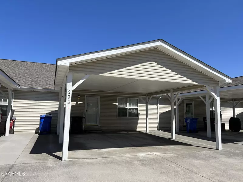 233 Olympia Drive, Alcoa, TN 37701