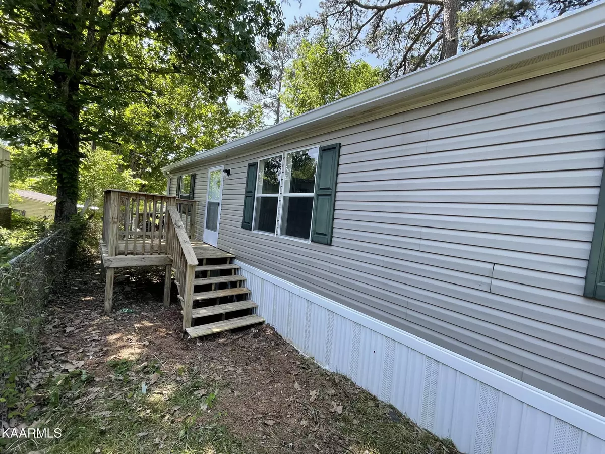 Clinton, TN 37716,120 King St