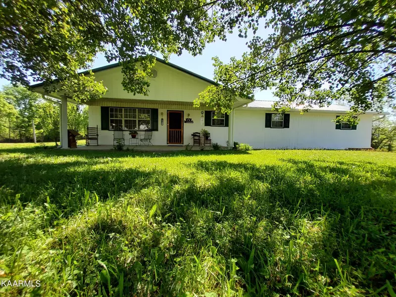 1012 Union School Rd, Knoxville, TN 37914