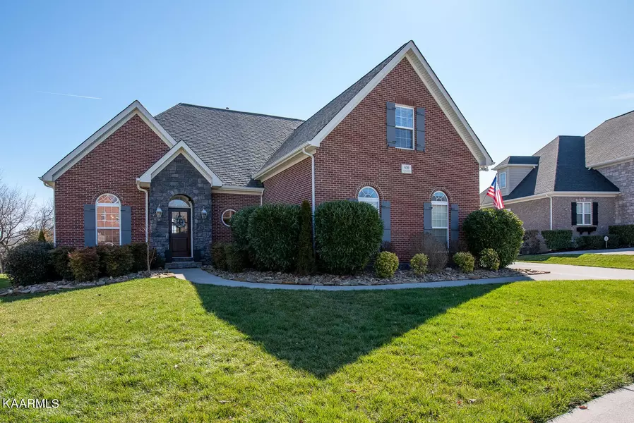 636 Rockwell Farm Lane, Knoxville, TN 37934