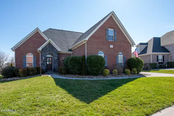 636 Rockwell Farm Lane, Knoxville, TN 37934