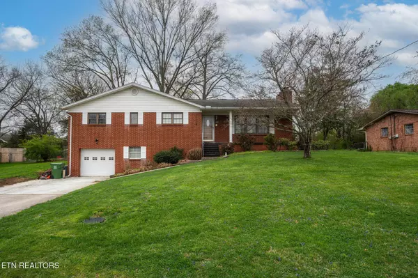 7333 Palmyra Drive #1, Knoxville, TN 37918