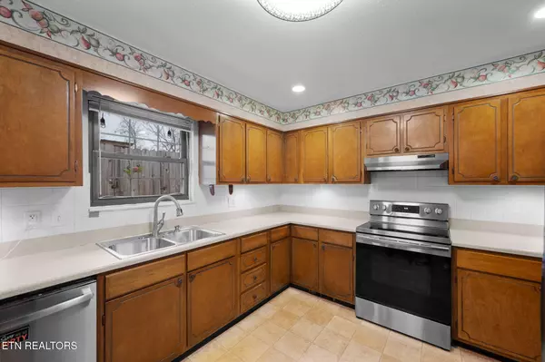 Knoxville, TN 37918,7333 Palmyra Drive #1