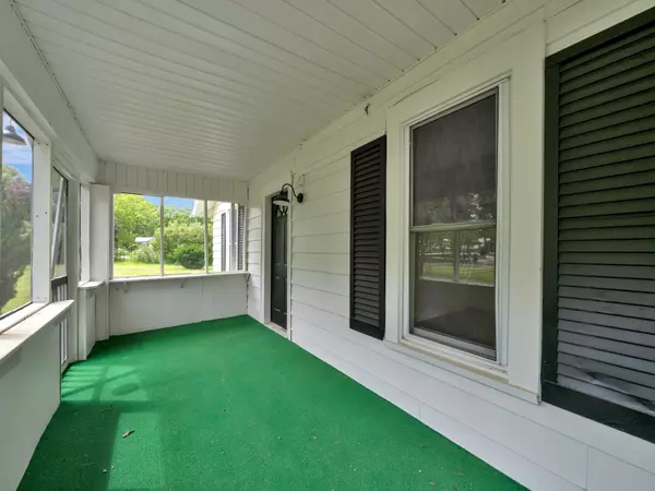 Dickson, TN 37055,810 Pond Rd