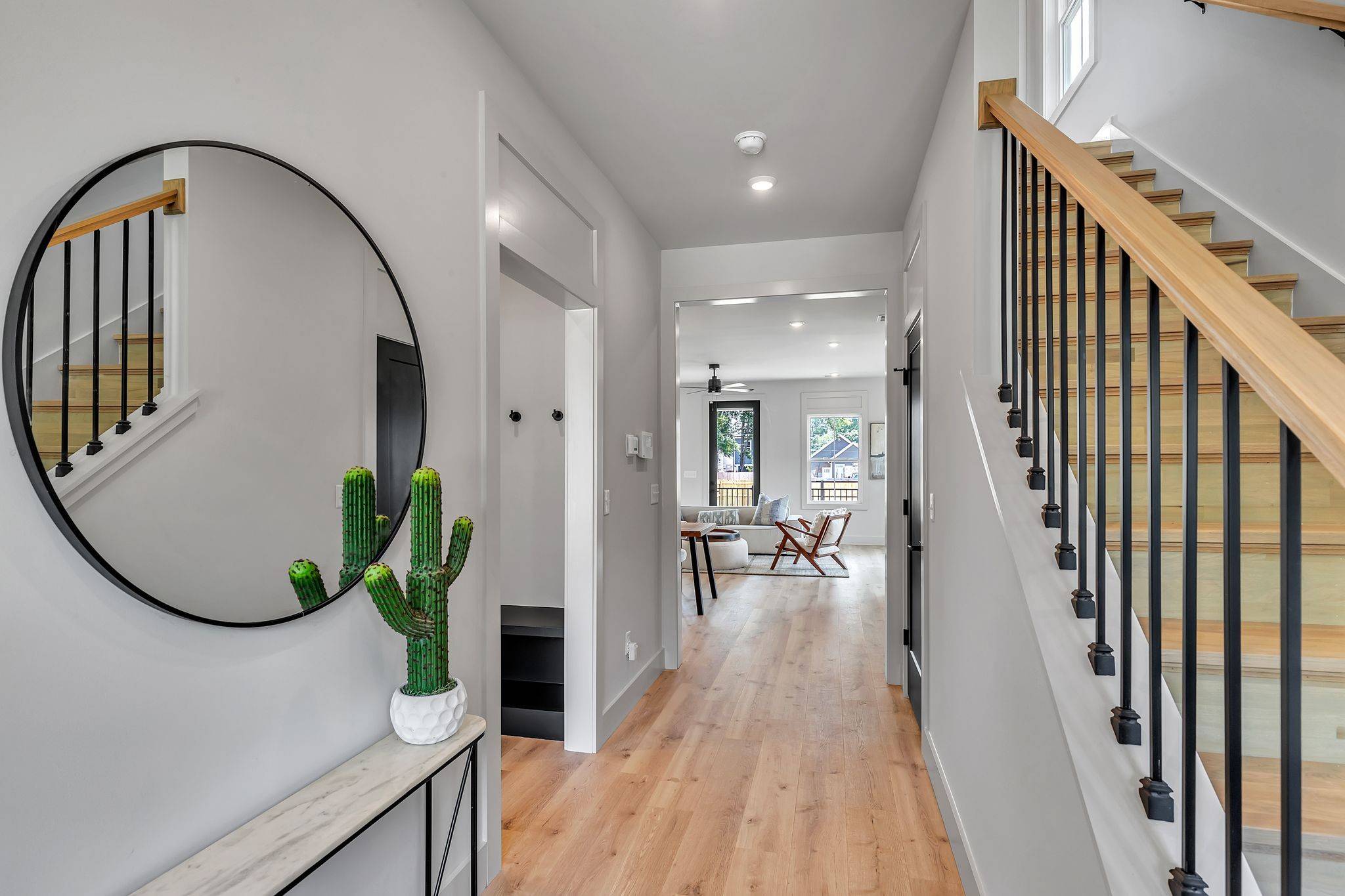 Nashville, TN 37210,85 Green St