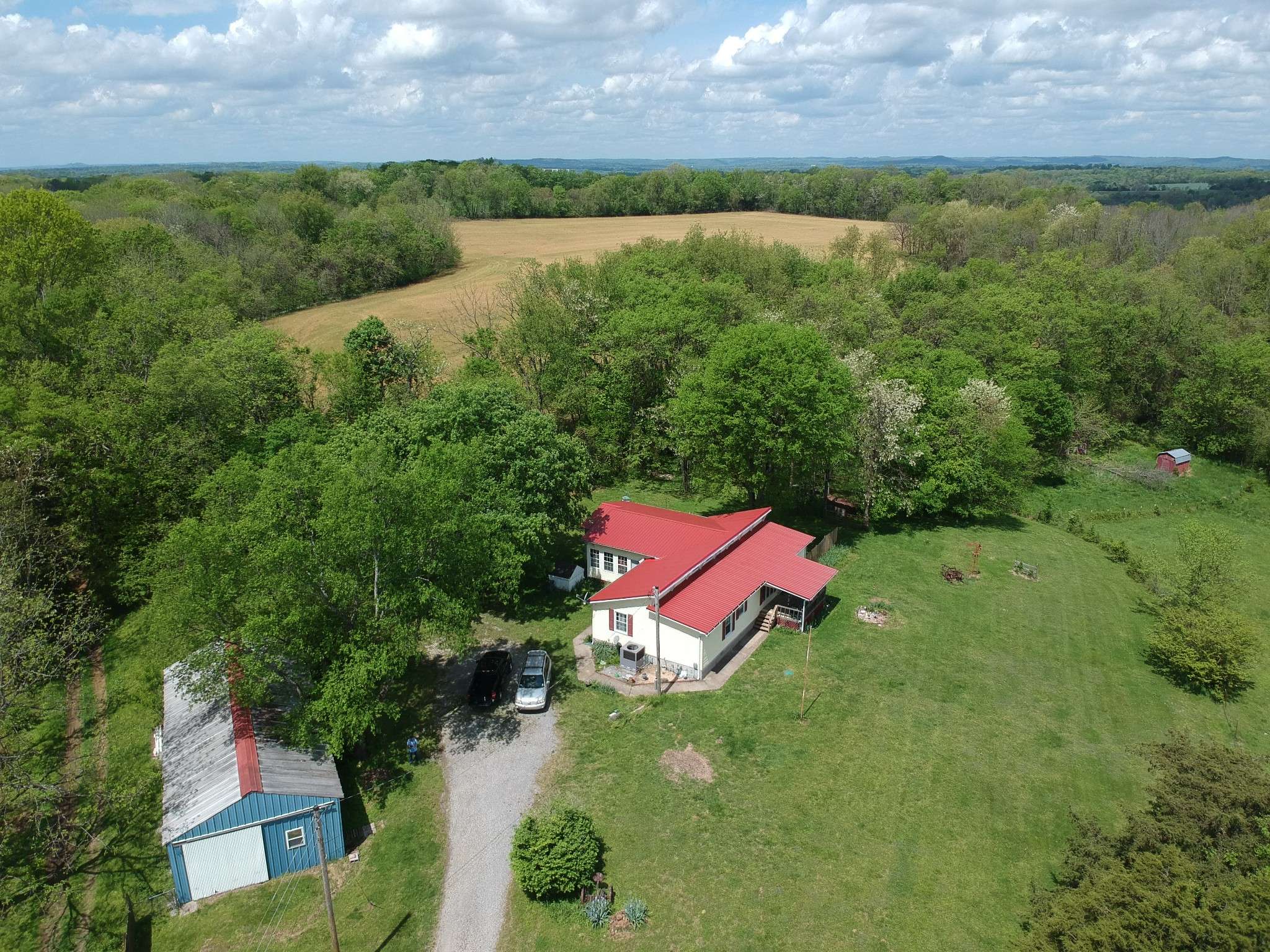 170 School House Ln, Castalian Springs, TN 37031