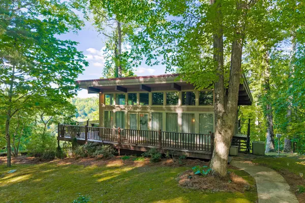 Sparta, TN 38583,698 Crestview Dr