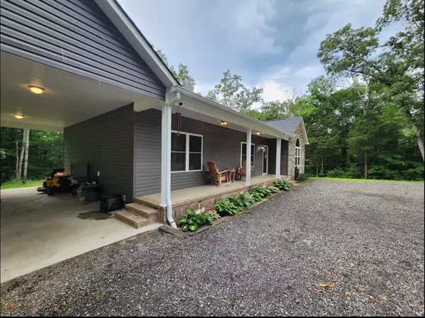 Centerville, TN 37033,1652 Council Bend Rd