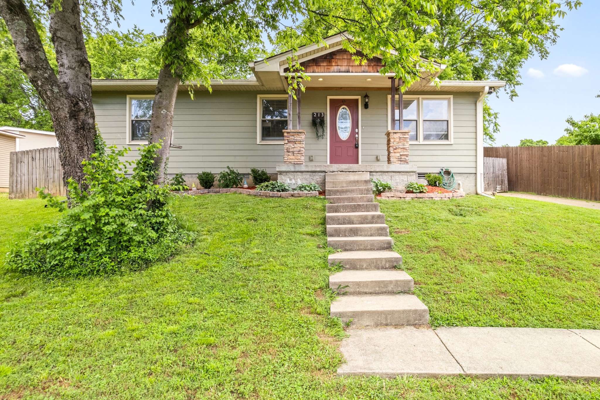 Goodlettsville, TN 37072,213 W Cedar St