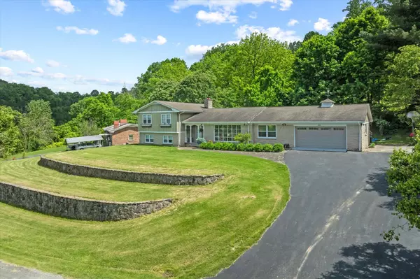 Gainesboro, TN 38562,188 Panorama Heights Dr