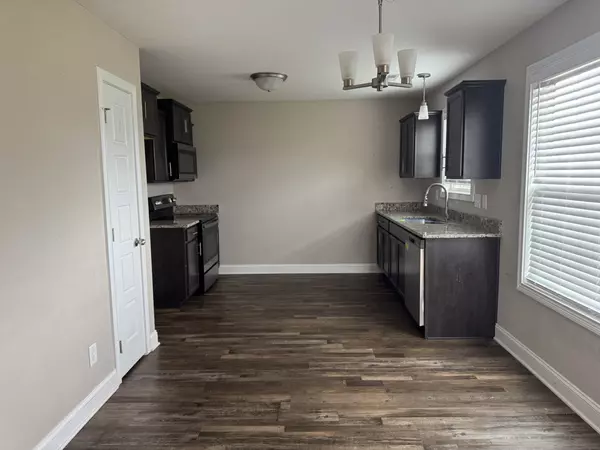 Clarksville, TN 37042,355 Dugger Dr
