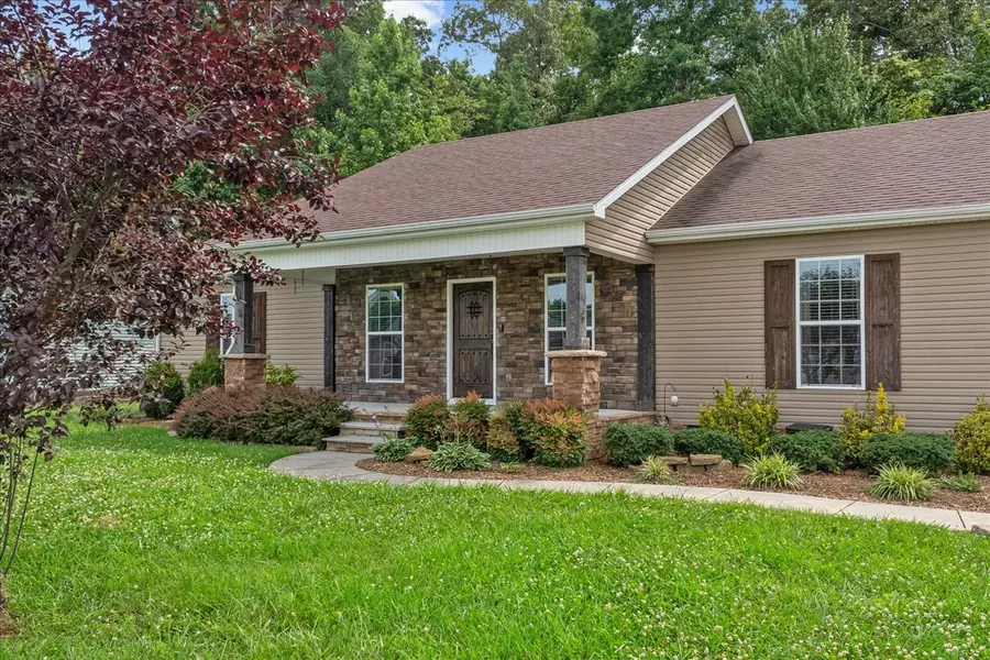 260 Williamsburg Cir, Tullahoma, TN 37388