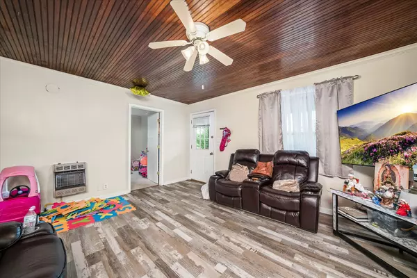 Baxter, TN 38544,10538 Nashville Hwy