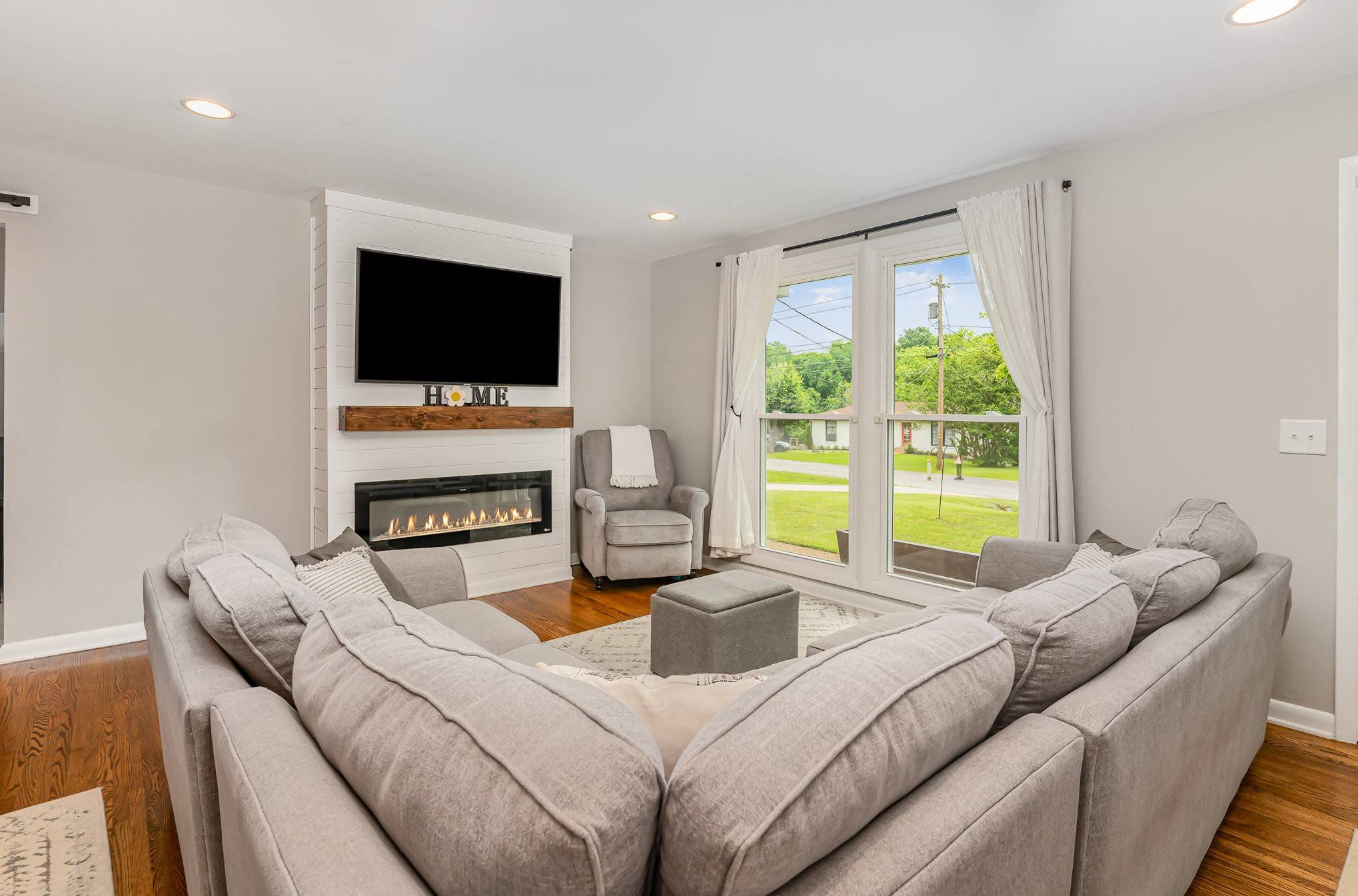 Hendersonville, TN 37075,109 La Sabre
