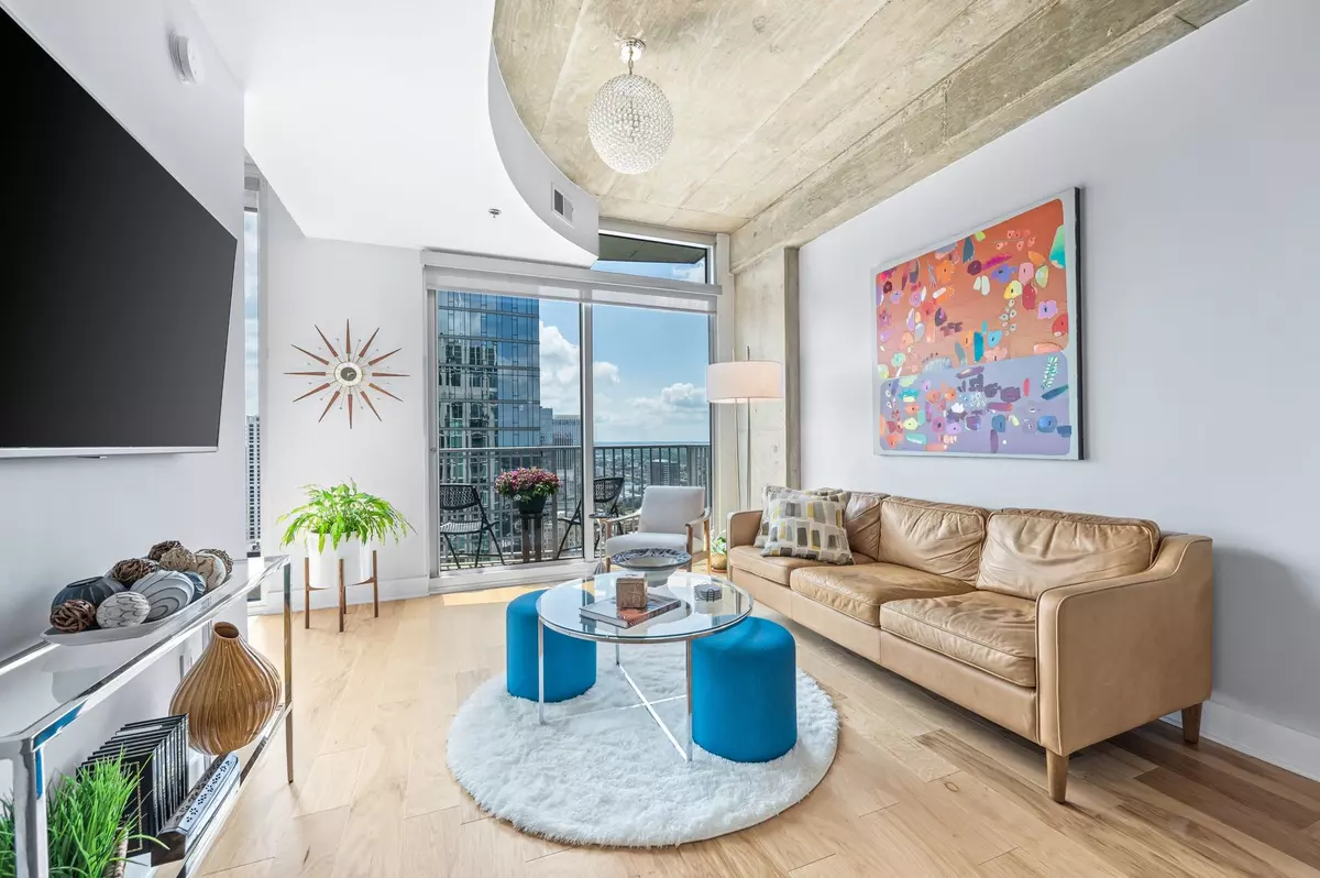 Nashville, TN 37219,415 Church St #2804