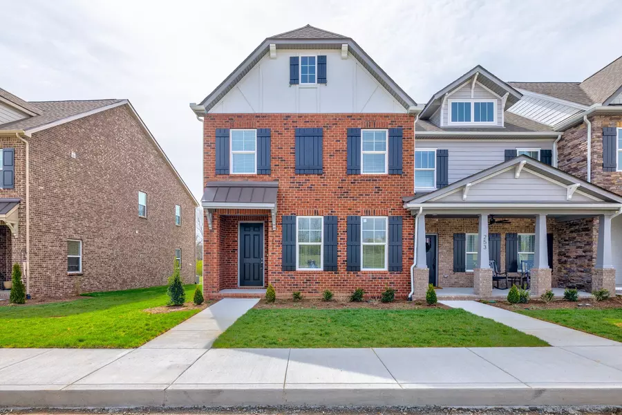 251 Grandstand Blvd, Gallatin, TN 37066