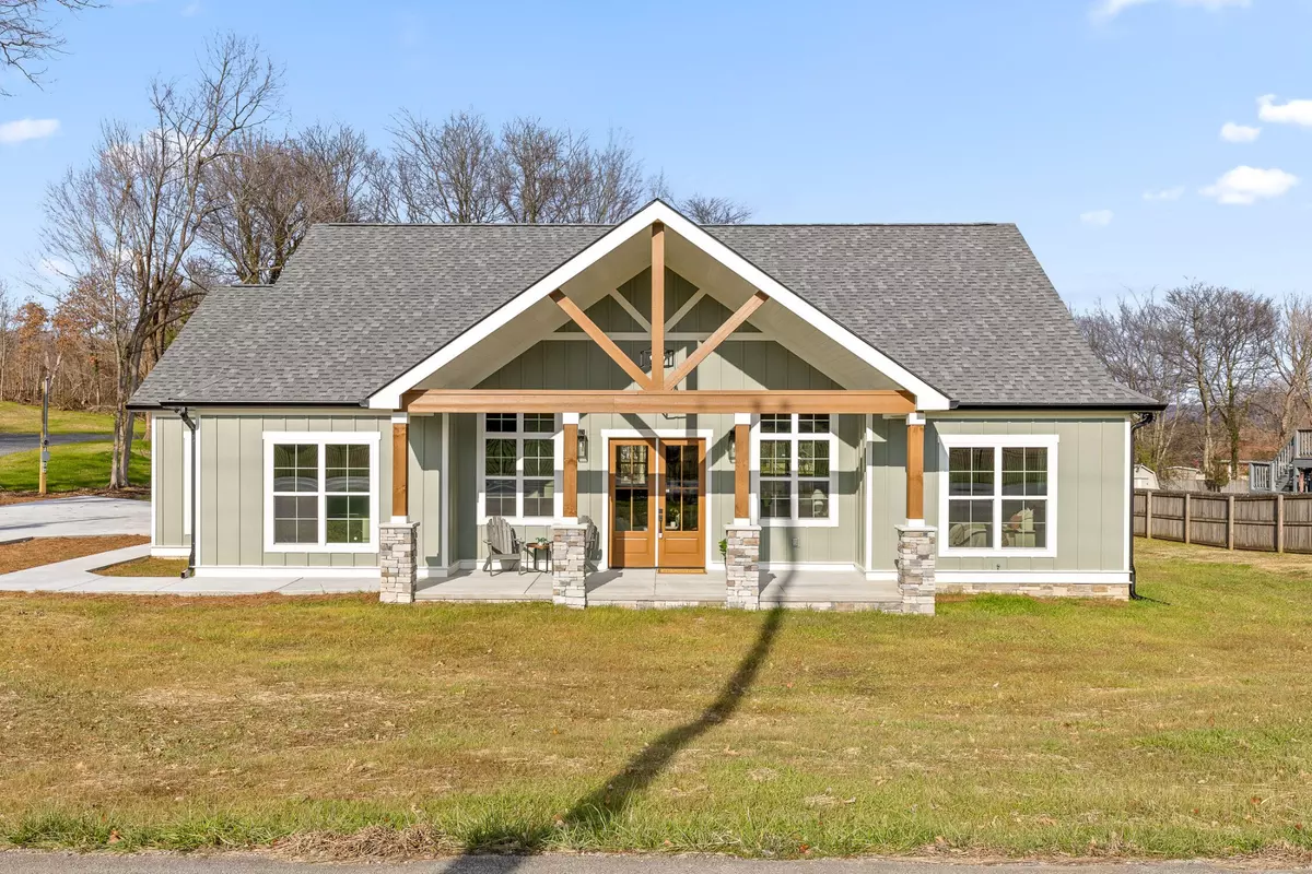 Ooltewah, TN 37363,8019 Kittrell Lane