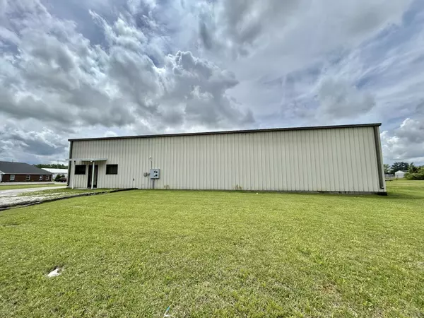 908 Lincoln St, Manchester, TN 37355