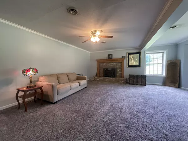 Muscle Shoals, AL 35661,1061 Wheeler View Dr