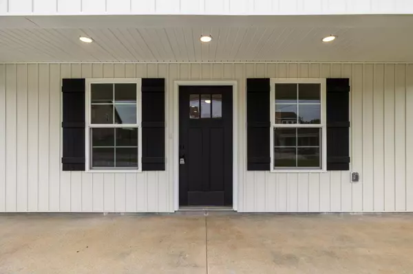 Shelbyville, TN 37160,219 Coney Island Rd #S