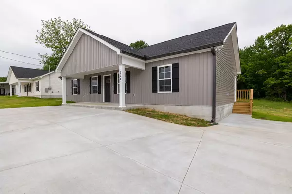 Shelbyville, TN 37160,221 Coney Island Rd