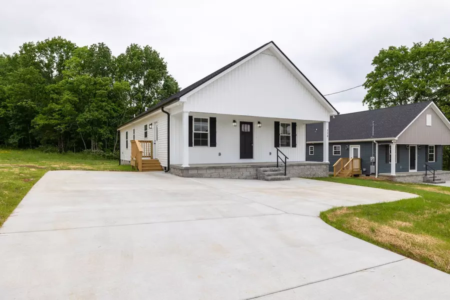 223 Coney Island Rd, Shelbyville, TN 37160