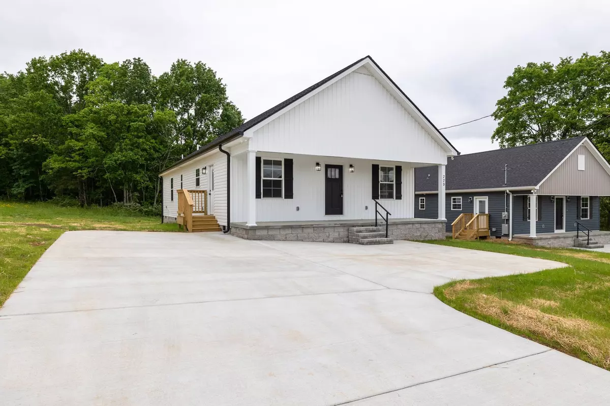 Shelbyville, TN 37160,223 Coney Island Rd