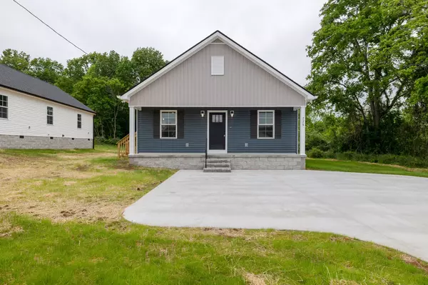Shelbyville, TN 37160,225 Coney Island Rd