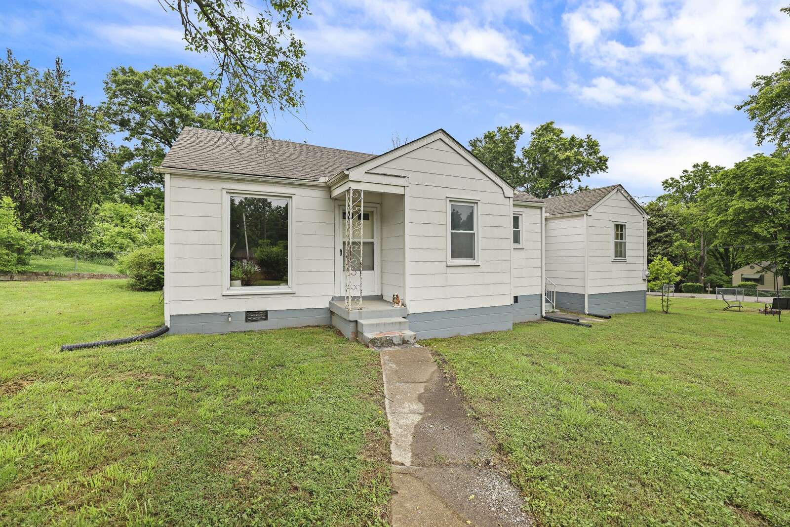 732 Drummond Dr, Nashville, TN 37211