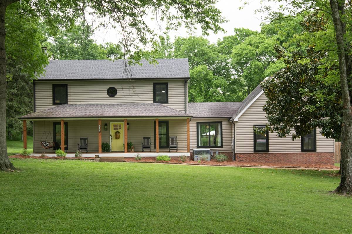 1610 Anderson Rd, Hendersonville, TN 37075
