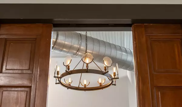 Nashville, TN 37201,207 3rd Ave #N #402