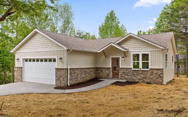 196 Grayson Way, Signal Mountain, TN 37377