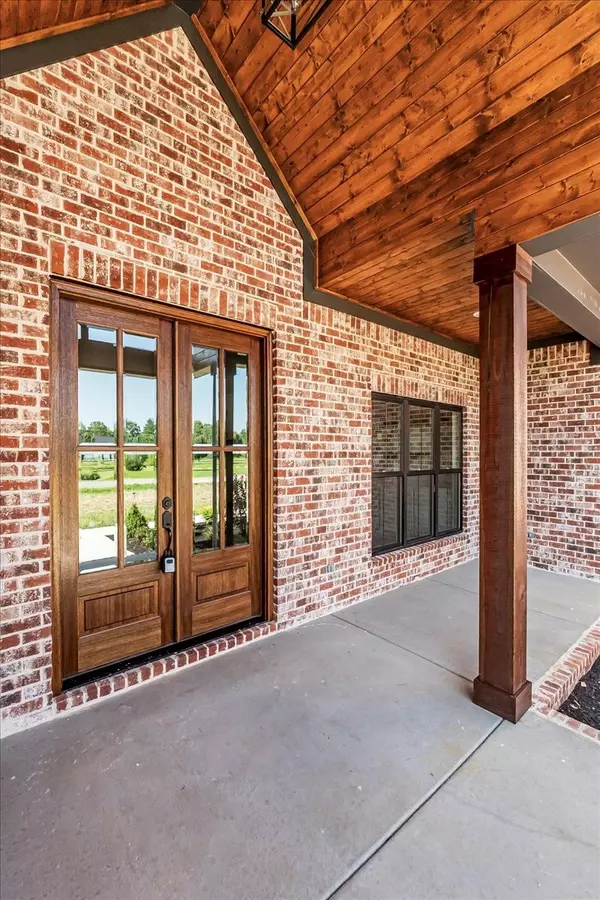 Morrison, TN 37357,309 Hickory Grove DRIVE