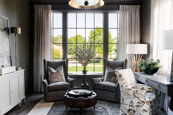Nashville, TN 37215,12 Middleton Park Ln