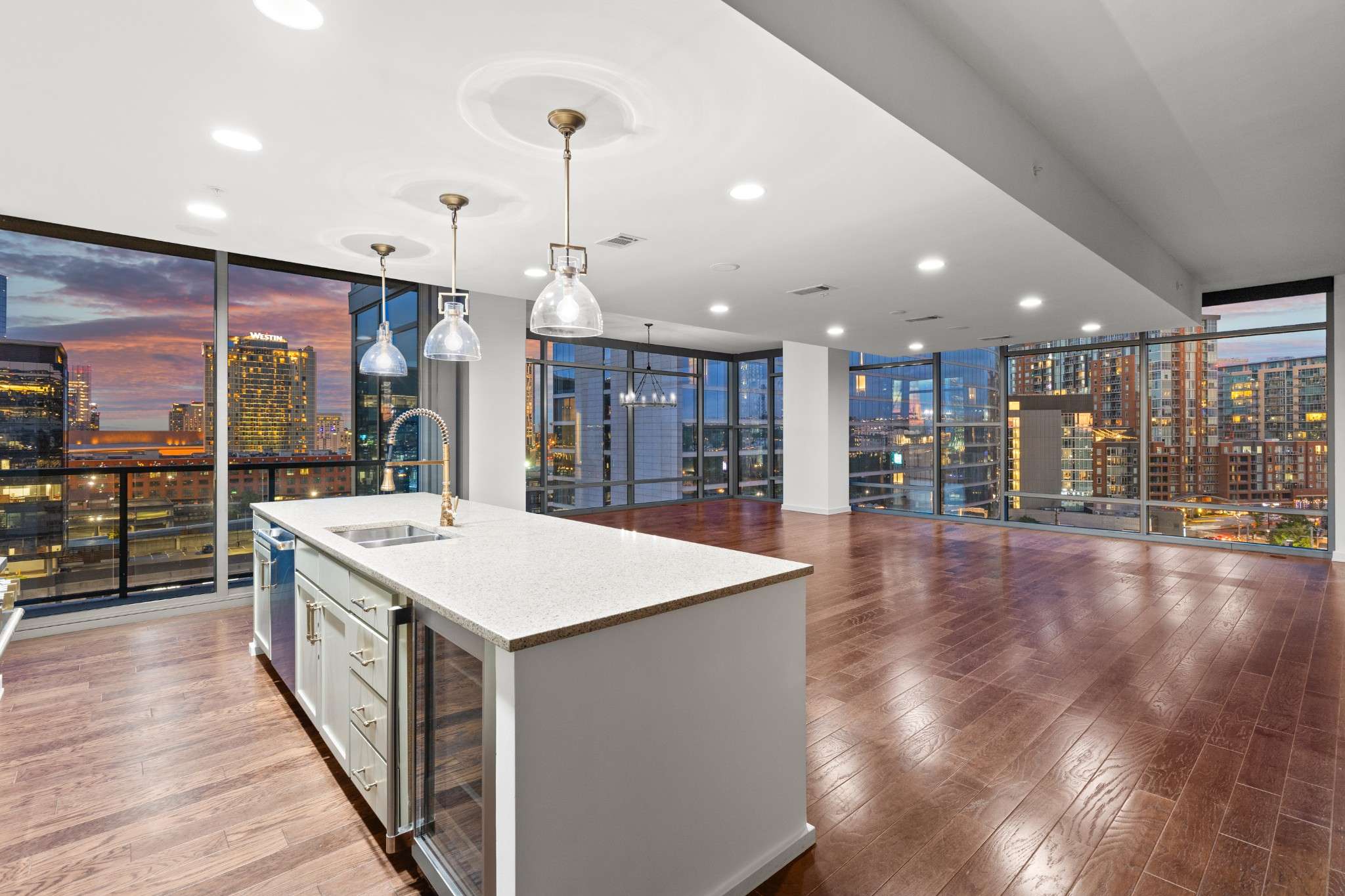 1212 Laurel St #701, Nashville, TN 37203