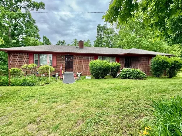 2168 Jefferson Rd, Smithville, TN 37166